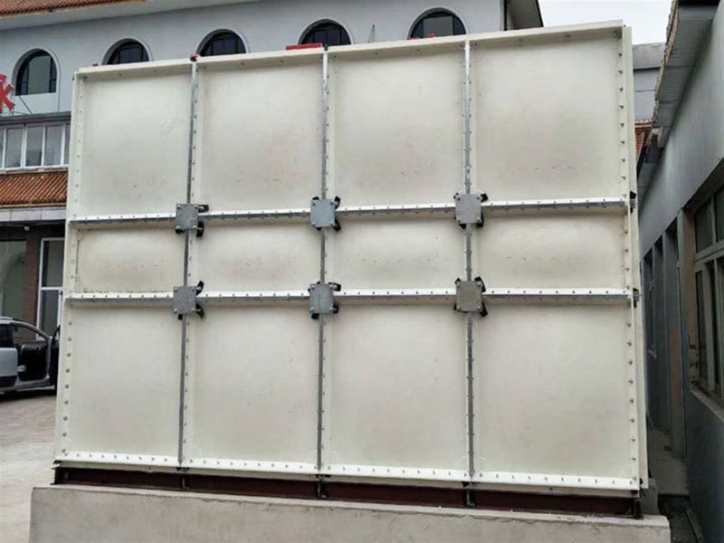 Welches Material wird für Wassertank verwendet